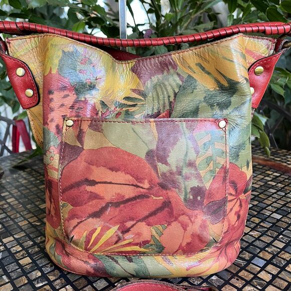 Patricia Nash Leather Otavia Spring Floral Bucket Bag & Matching Wallet - Picture 13 of 14
